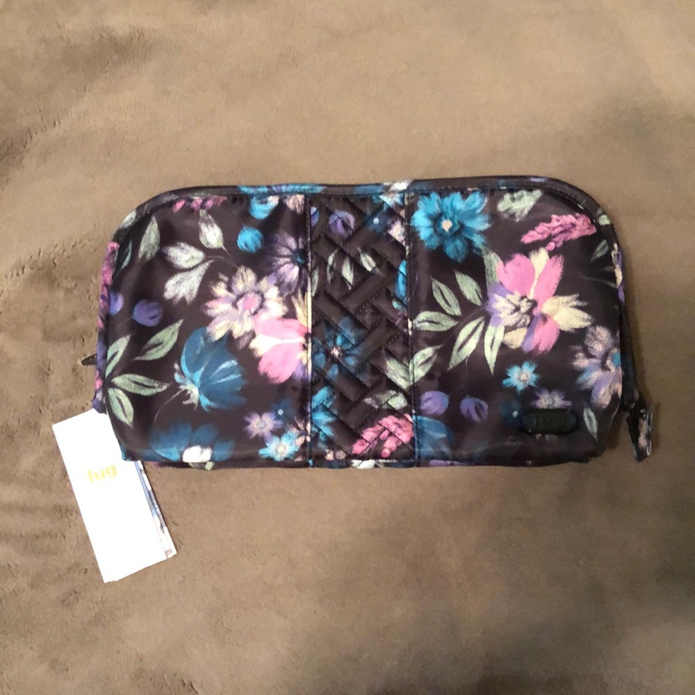 NWT Lug Flash in Bloom Black